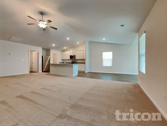 Building Photo - 202 Sundew Rd