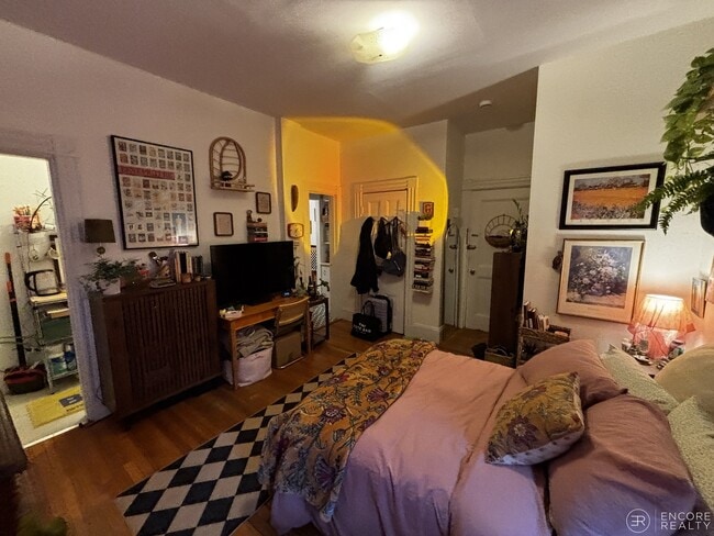 Building Photo - 16 Davis Ave