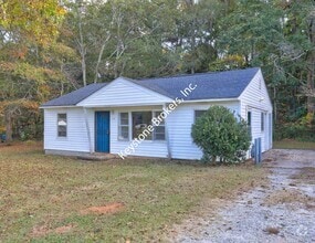 Building Photo - 1123 George Cir