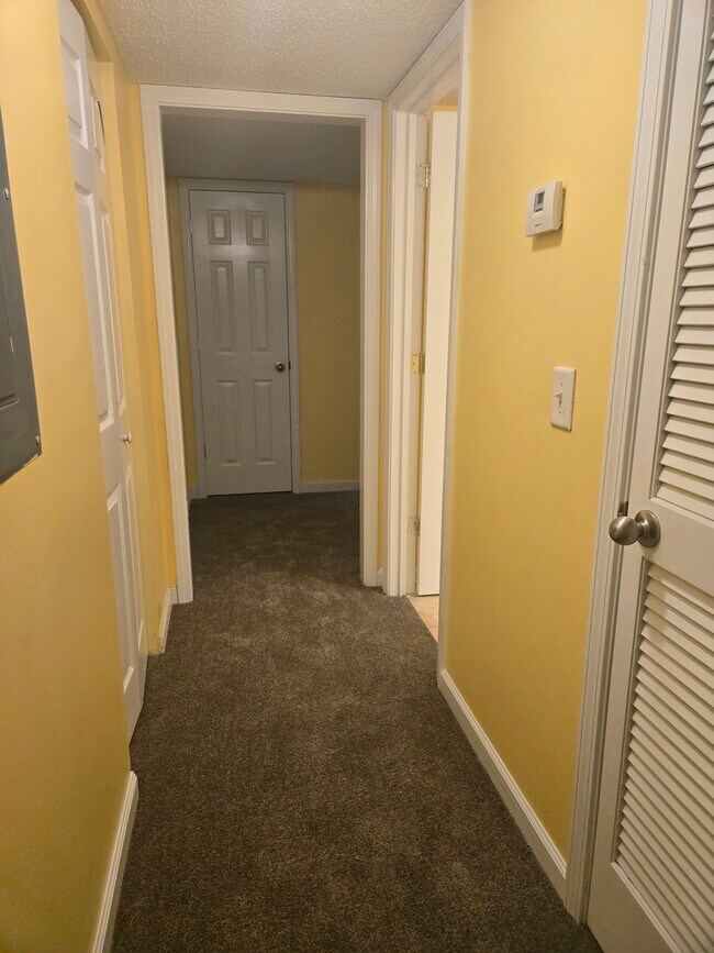 Photo - 80 Place Fontaine Apartment