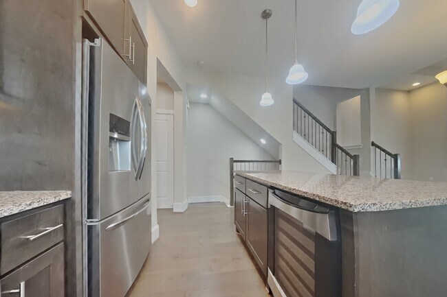 Foto del edificio - 5417 Larkin St