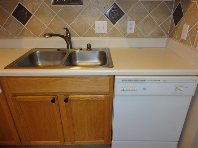 Building Photo - 156 Tilmark Dr