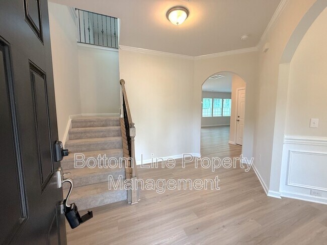 Foto del edificio - 729 Willshire Falls Dr