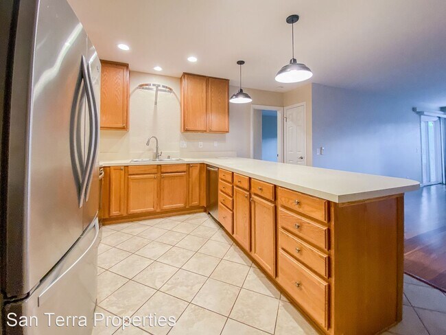 Foto del edificio - 2 br, 2 bath House - 433 Autumn Dr. #22