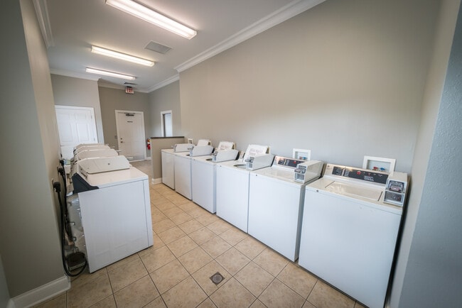 Foto del edificio - Northwind Apartments