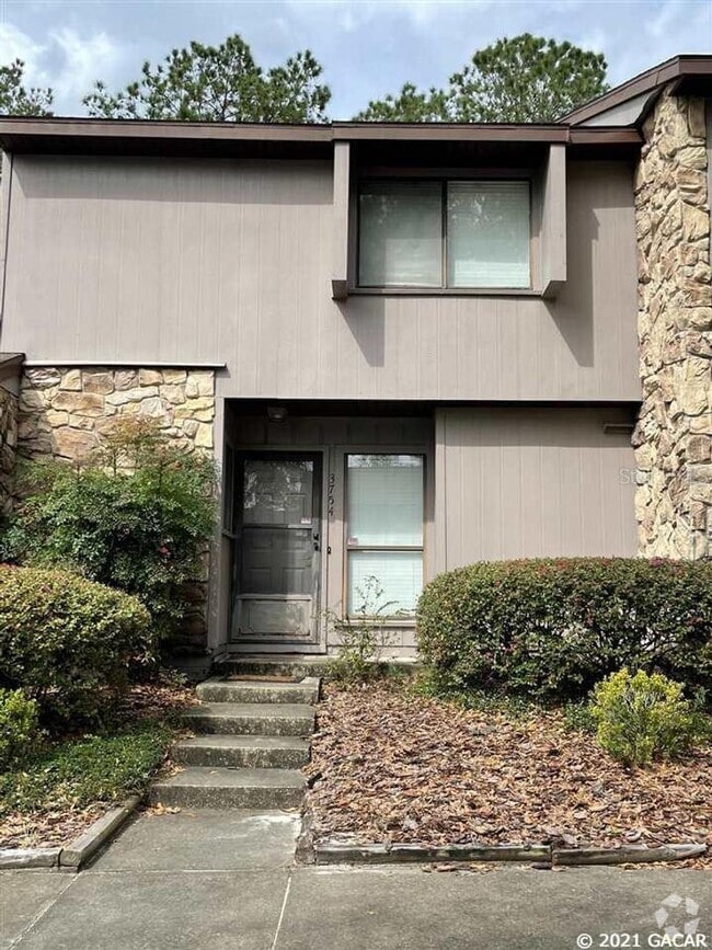 Building Photo - 3754 54th Ln
