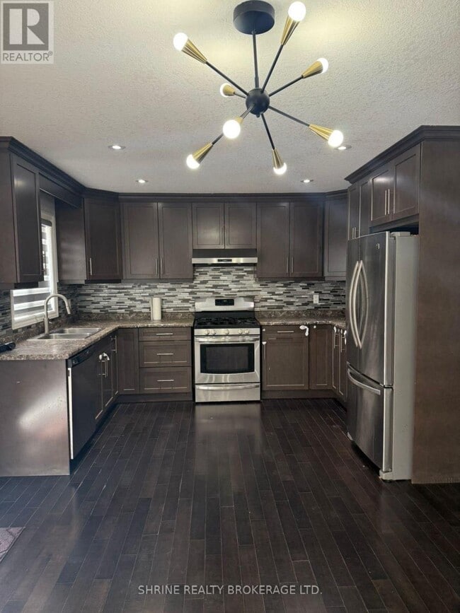 Photo du bâtiment - 1995 Purcell Dr