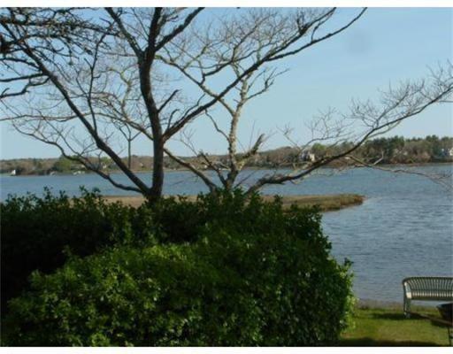 Building Photo - 2 bedroom in Wareham MA 02571