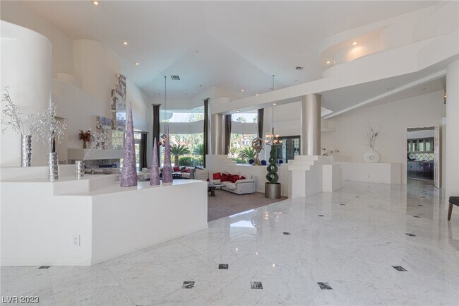 Foto del edificio - 72 Innisbrook Ave