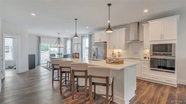 Kitchen - 2741 Acadia Dr