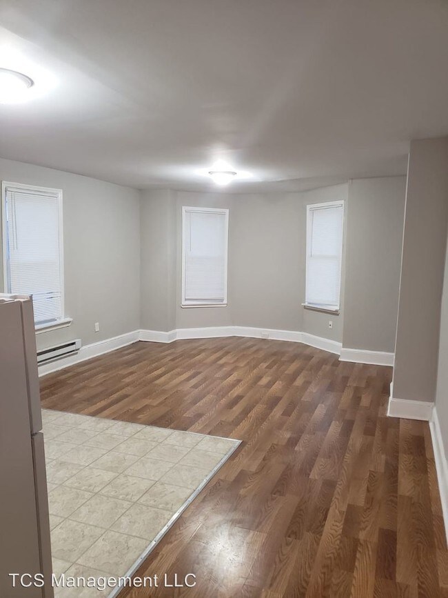 Foto del edificio - 5730 Springfield Ave