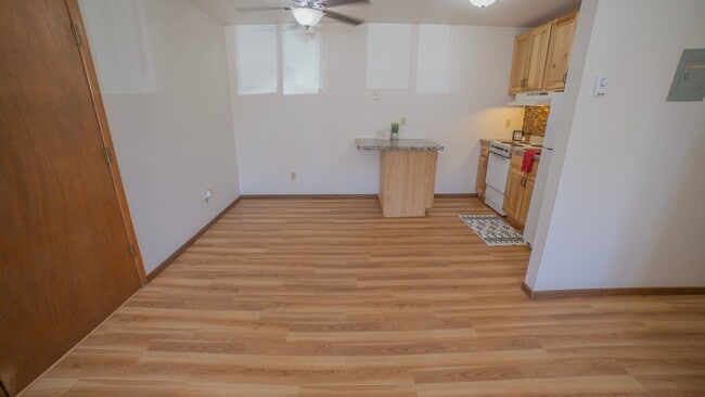 Interior Photo - Cedars West Apartments