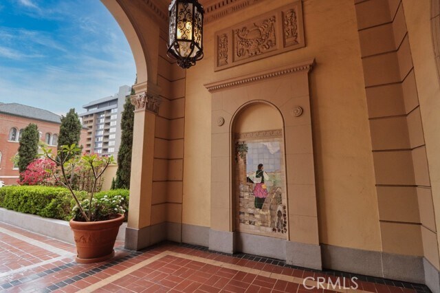 Foto del edificio - 315 W 3rd St