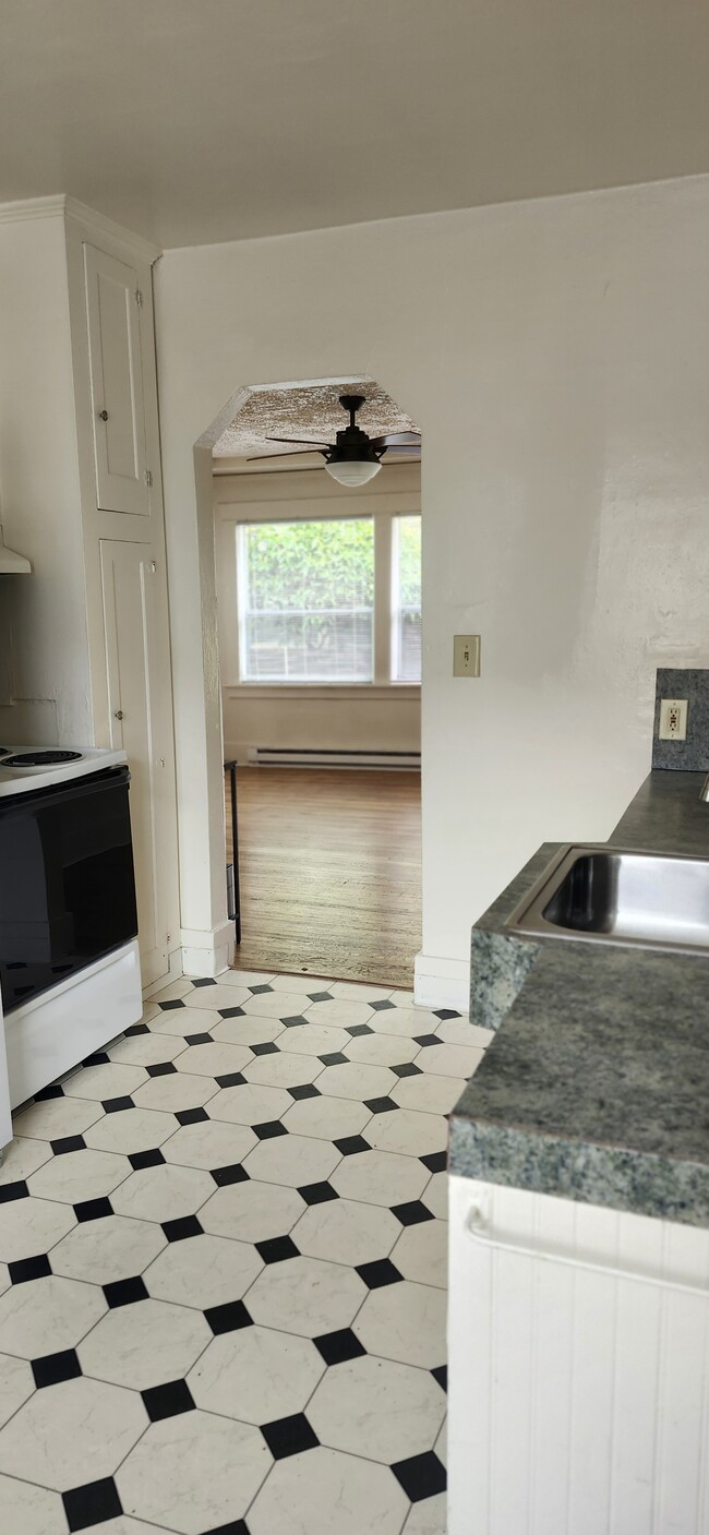 Building Photo - Elysian Gardens Apartments