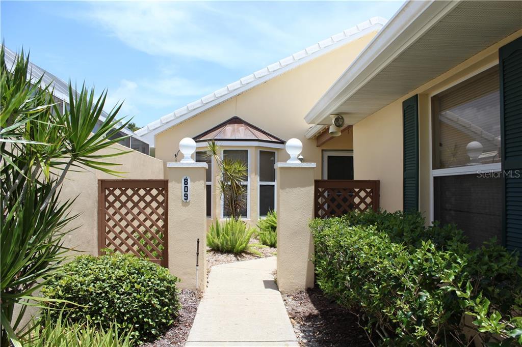 Foto principal - 809 Harrington Lake Dr N