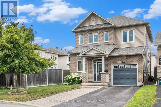 Building Photo - 300 Brettonwood Ridge