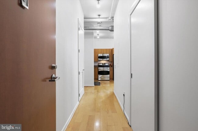 Foto del edificio - 811 4th St NW