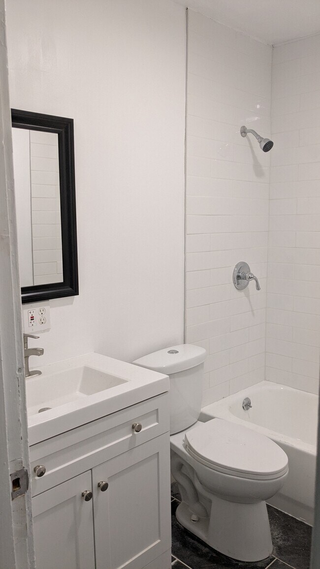 Foto del edificio - 5519 E 55th St