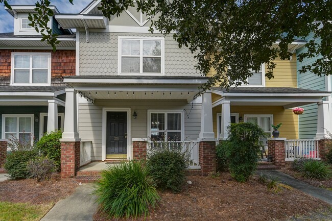 Building Photo - Charming 2 Bedroom, 2.5 Bath in Hampton Fo...