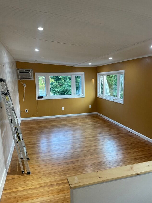 49 1st St Unit South Apartment, Waterford, NY 12188 Apartments in Waterford, NY