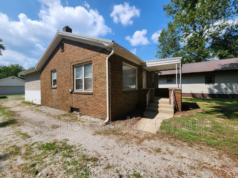5358 N Clinton St, North Terre Haute, IN 47805 House Rental in North
