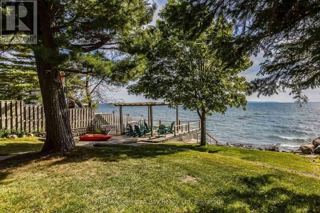 Building Photo - 16 Yarwood Rd