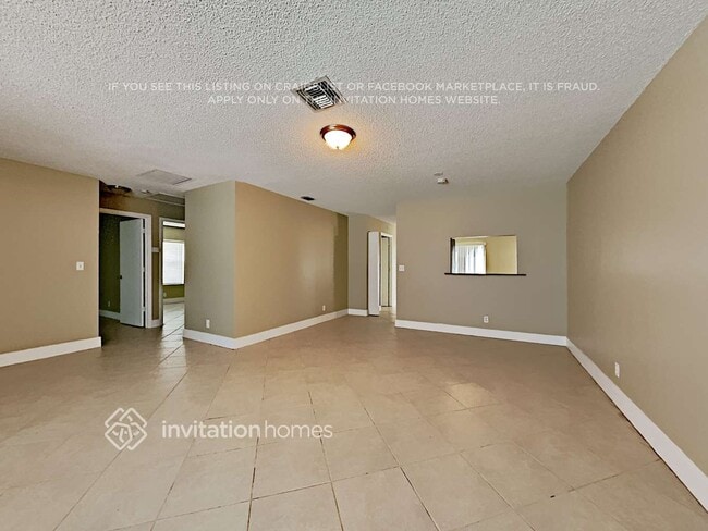 Building Photo - 5900 Ellis Hollow Rd W