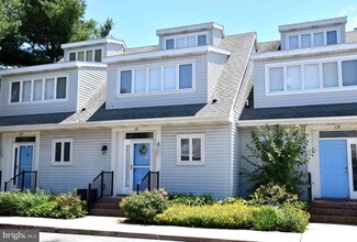 Building Photo - 18 Henlopen Gardens