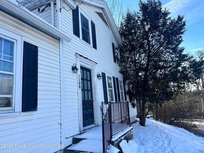 Building Photo - 1108 N Abington Rd