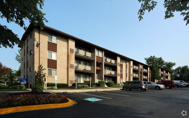 Building Photo - Chestnut Ridge