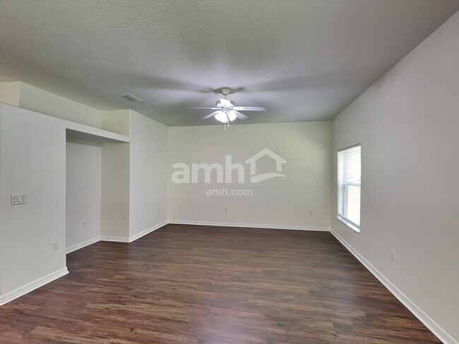 Building Photo - 138 Lindsay Drive