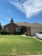 Building Photo - 3812 Crail Dr