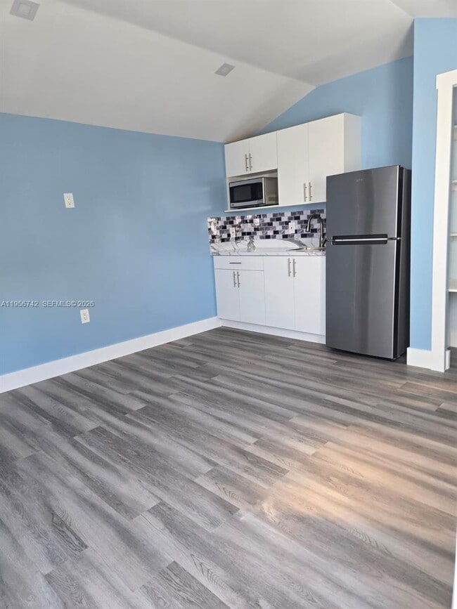 Building Photo - 9650 SW 163rd St