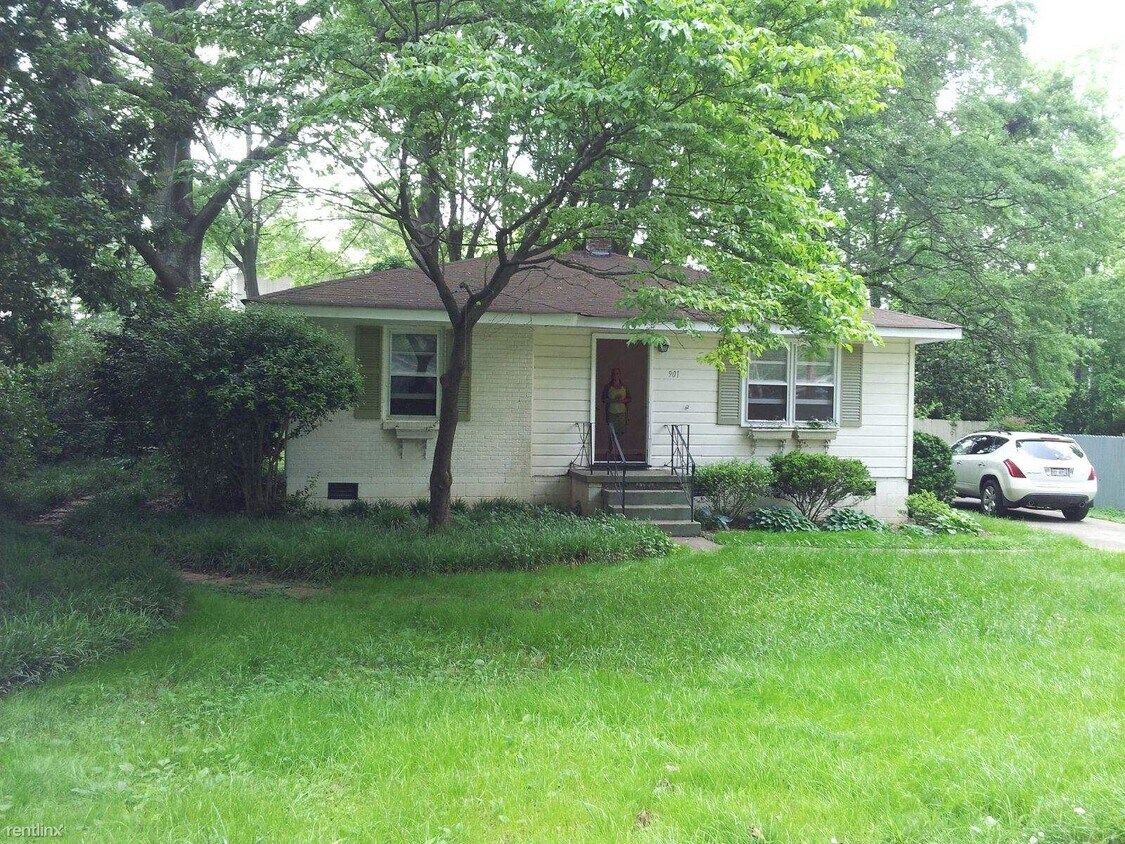 Primary Photo - 3 br, 1 bath House - 901 Mclinden Ave