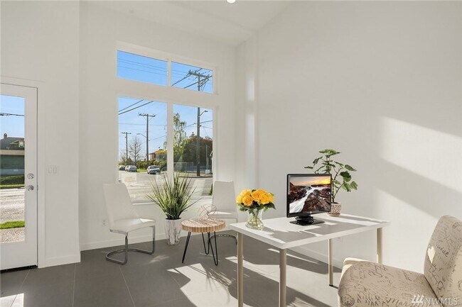 Building Photo - 2 Weeks Free! Spacious 3BR Home with Terri...