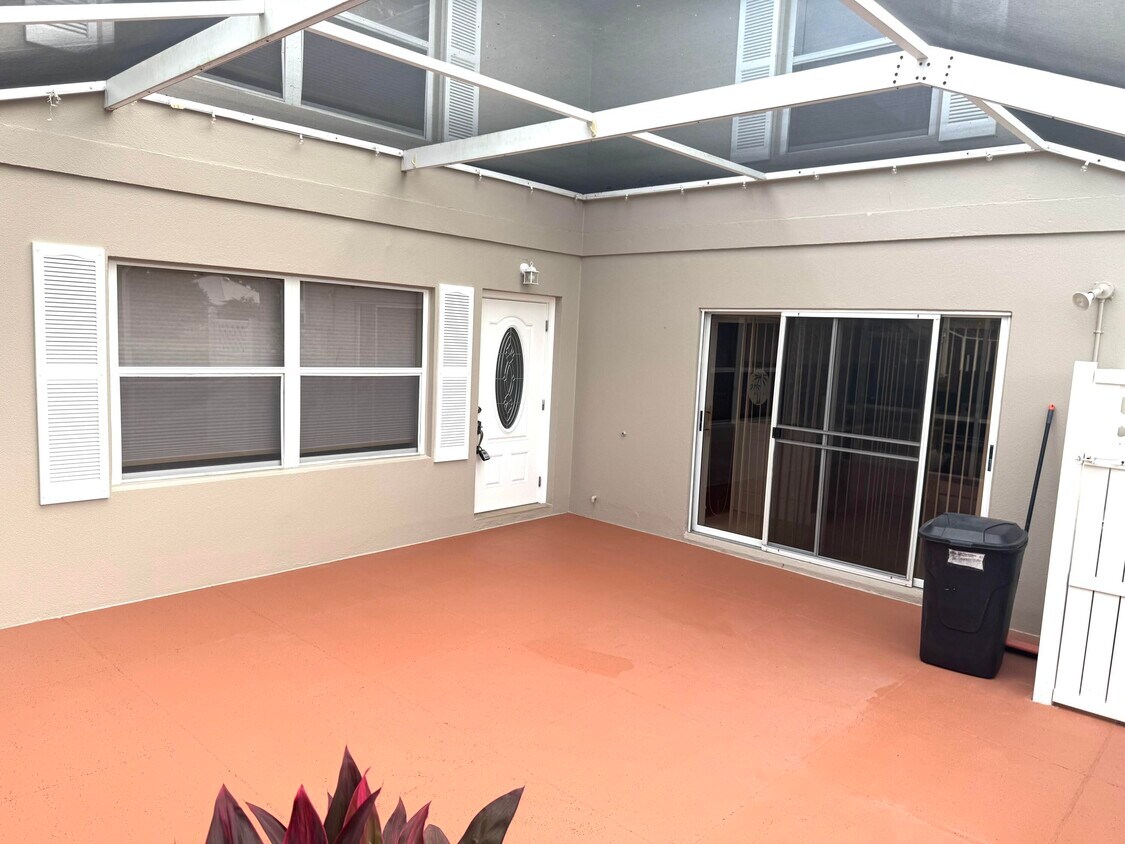 Foto principal - 2813 SW Lakemont Pl