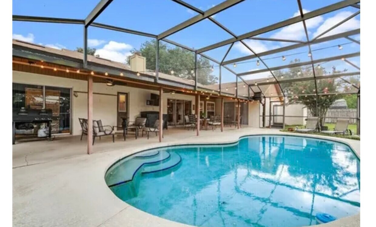 6248 Dowdy Ct, Orlando, FL 32819 House for Rent in Orlando, FL