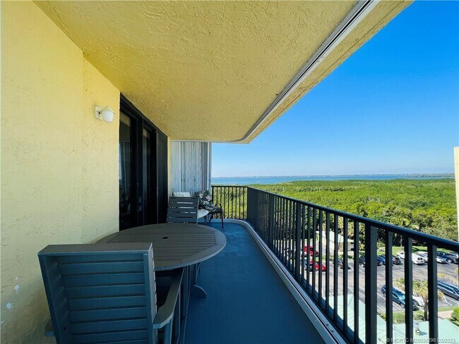 Foto del edificio - 7380 S Ocean Dr