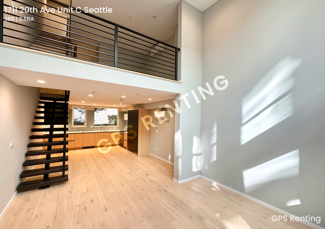 Building Photo - Attention Renters! Stunning Townhouse Avai...