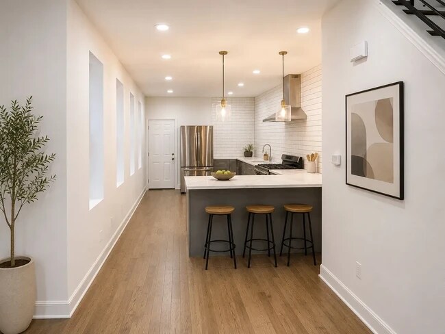 Building Photo - Modern 3-Bedroom Rowhome Steps from Fairmount Park