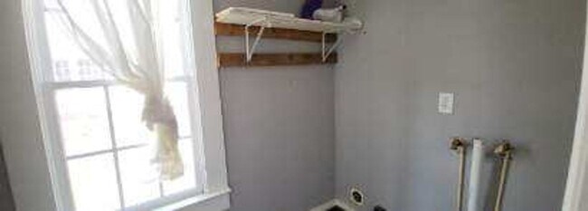 Building Photo - Updated Price - Union Point 1 Bedroom plus...