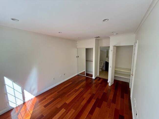 Foto del edificio - 1838 Glenwood Rd