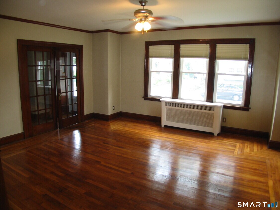 Foto del edificio - 75 Parker Pl