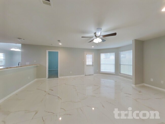 Foto del edificio - 6726 Misty Dale Dr