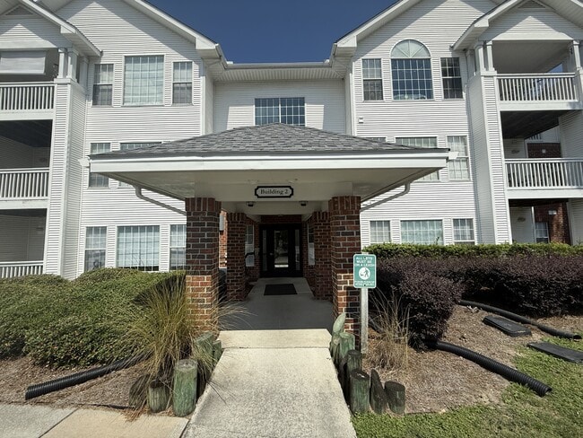 Foto del edificio - 1231 Ladys Island Dr