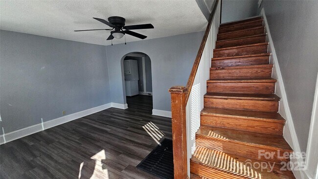 Foto del edificio - 1132 Camden Ave