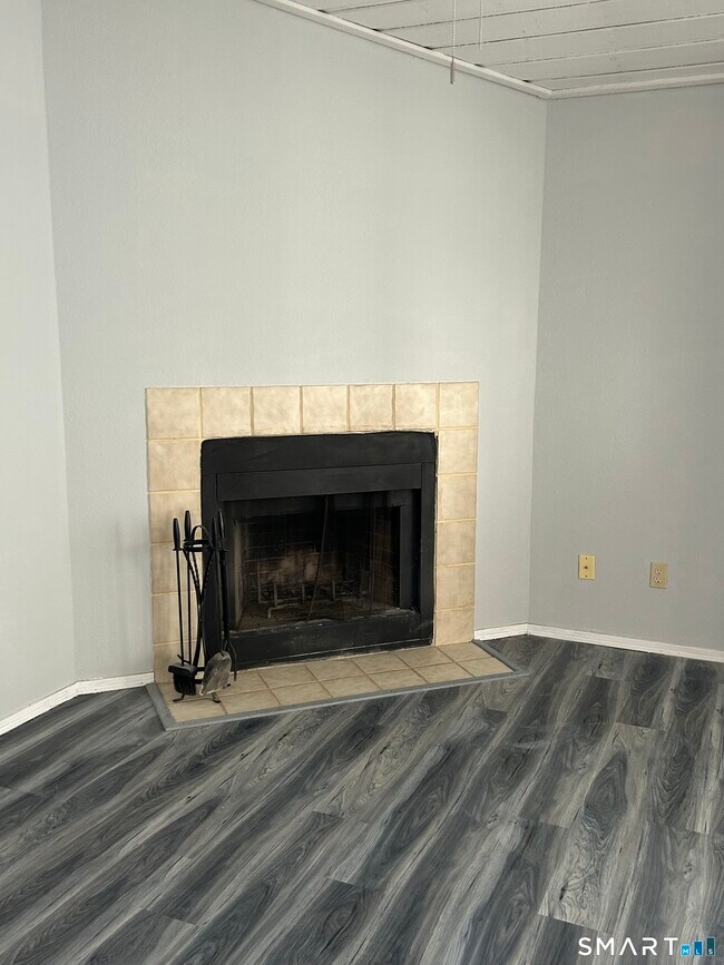 Foto del edificio - 82 Crown Knoll Ct