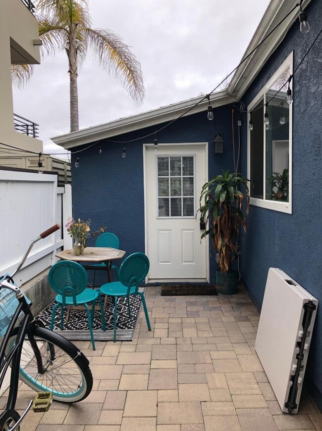 Private Patio - 1346 Bayview Dr
