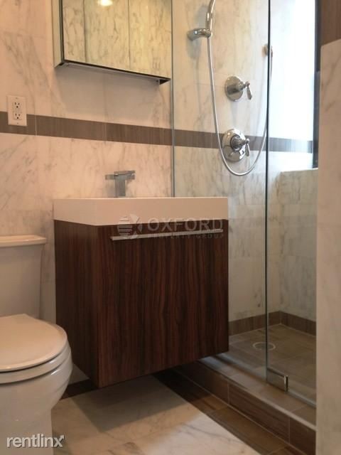 Foto del edificio - Studio, 1 bath Apartment - 10 5th Ave