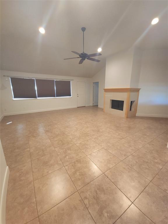 Building Photo - 16103 Cerca Blanca Dr